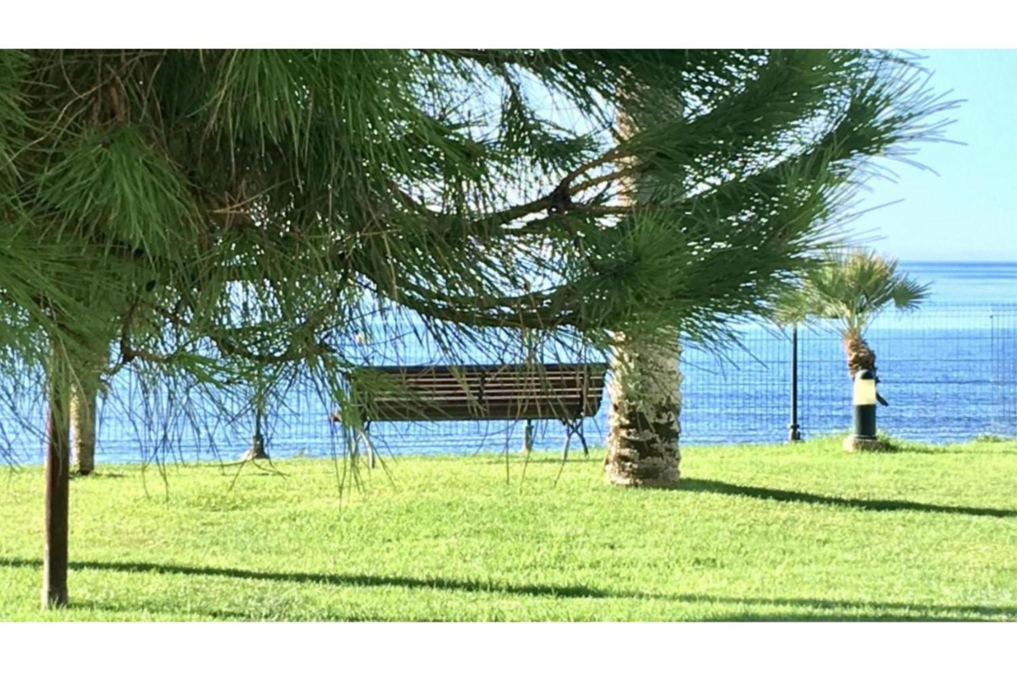 Mi Capricho 2D Beachfront- Apartment With Sea View - Costa Del Sol Sitio de Calahonda Eksteriør billede